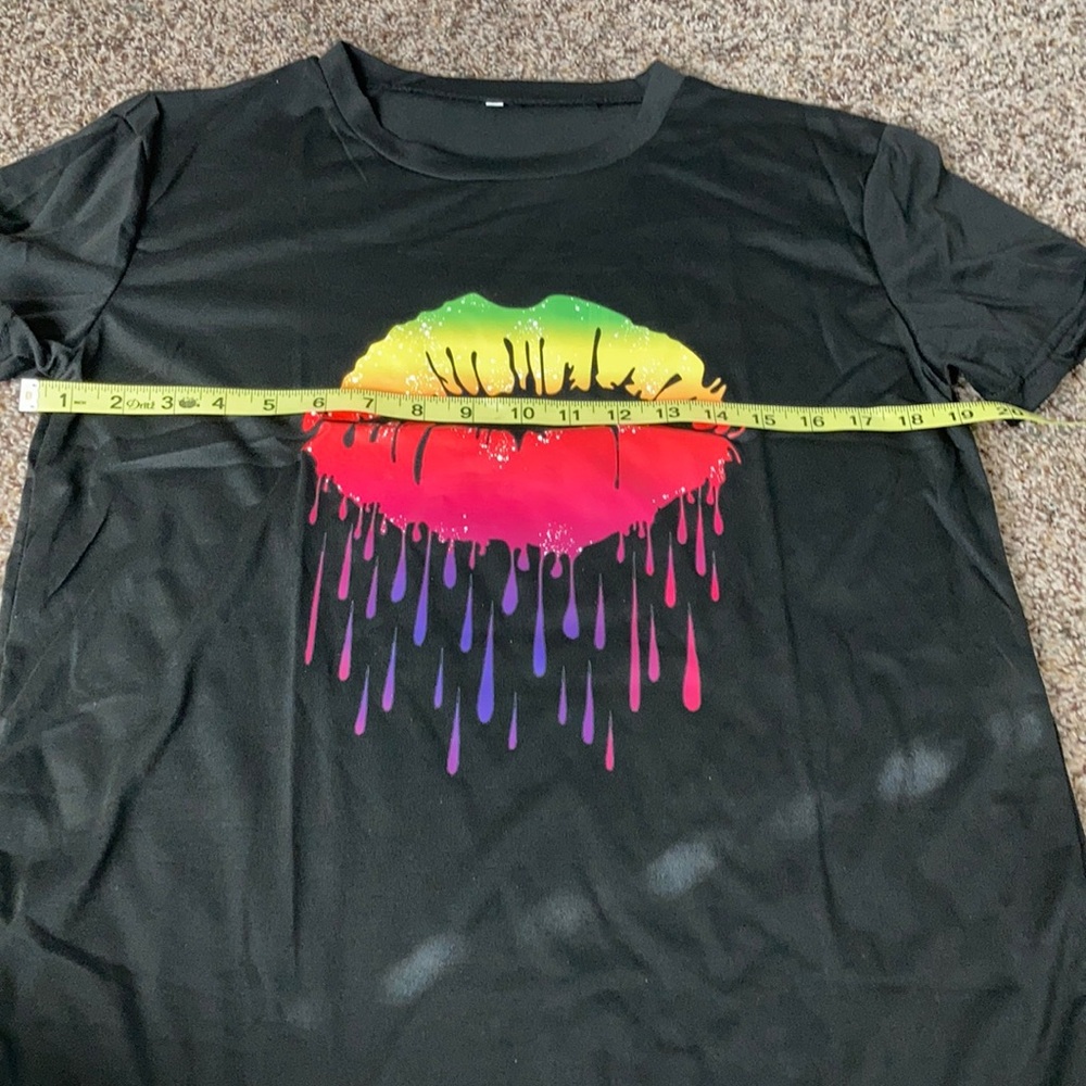Paint drip lips! - Picture 3 of 3